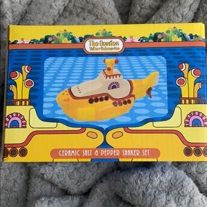 Collectable Beatles Yellow submarine